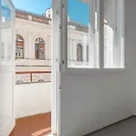 The Grand Krocinova Loft - Golden Bond Retreat